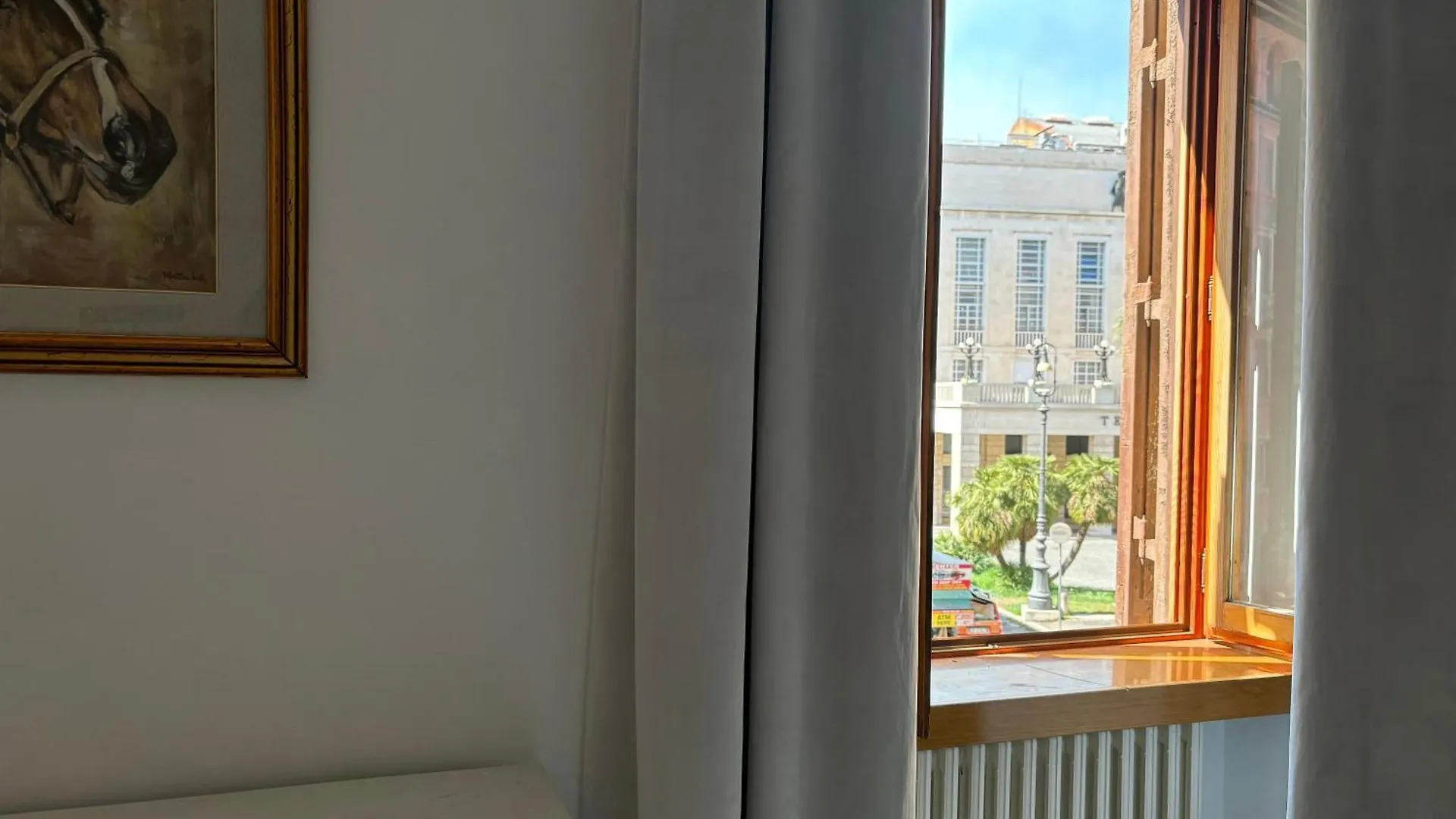 Guest house Dolce Vita Viminale Room Rome Italy