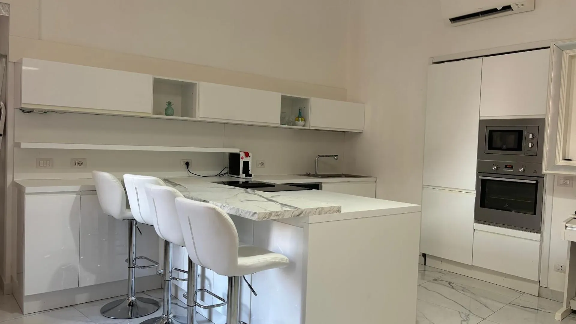 Dolce Vita Viminale Room Rome 0*,  Italy